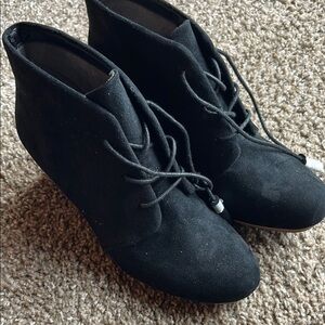 Dr Scholls Women's Black Suede Ankle Boots size 7.5 M